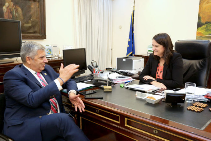 Συνάντηση του Περιφερειάρχη Αττικής με την Νίκη Κεραμέως