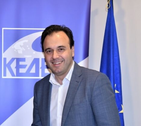 Παπαστεργίου: H Αυτοδιοίκηση και πάλι στο πλευρό μαθητών και δασκάλων