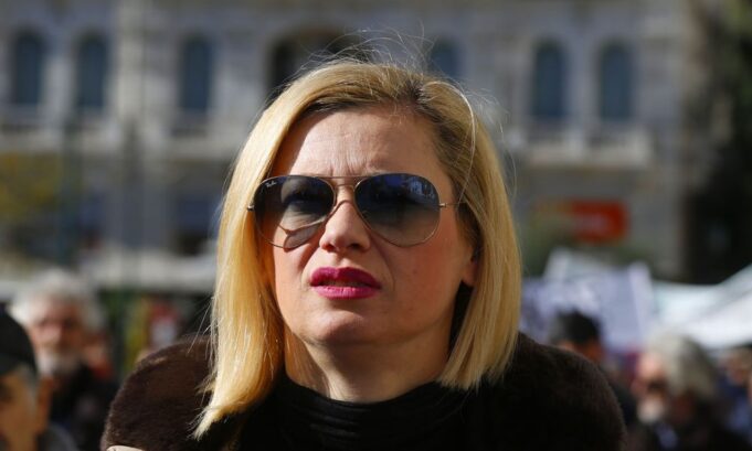 Ραχήλ Μακρή: Ο Τζορτζ Φλόιντ έπαιζε σε πορνό και τον θυσίασε η Νέα Τάξη Πραγμάτων