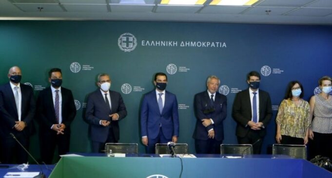 Κορονοϊός: 1.997 νέα κρούσματα και 12 επιπλέον θάνατοι – Στους 141 οι διασωληνωμένοι