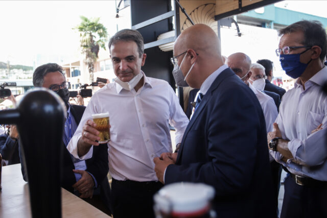 ΕΠΙΣΚΕΨΗ ΤΟΥ ΠΡΩΘΥΠΟΥΡΓΟΥ ΚΥΡ. ΜΗΤΣΟΤΑΚΗ ΣΤΟ ΔΙΕΘΝΕΣ ΕΚΘΕΣΙΑΚΟ ΚΕΝΤΡΟ ΘΕΣΣΑΛΟΝΙΚΗΣ(ΜΟΤΙΟΝΤΕΑΜ/ΒΑΣΙΛΗΣ ΒΕΡΒΕΡΙΔΗΣ)