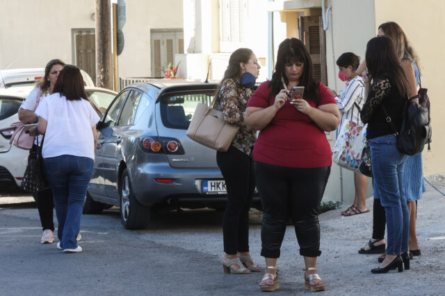 ΣΕΙΣΜΟΣ 5,8 ΡΙΧΤΕΡ ΣΤΟ ΗΡΑΚΛΕΙΟ ΚΡΗΤΗΣ / ΚΟΣΜΟΣ ΣΤΟΥΣ ΔΡΟΜΟΥΣ ΤΗΣ ΠΟΛΗΣ ΤΟΥ ΗΡΑΚΕΛΙΟΥ(EUROKINISSI/ΣΤΕΦΑΝΟΣ ΡΑΠΑΝΗΣ)