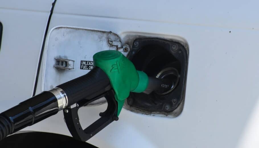 Fuel Pass 2: Πότε μπαίνουν τα χρήματα στους δικαιούχους - Πόσα χρήματα είναι το νέο επίδομα βενζίνης