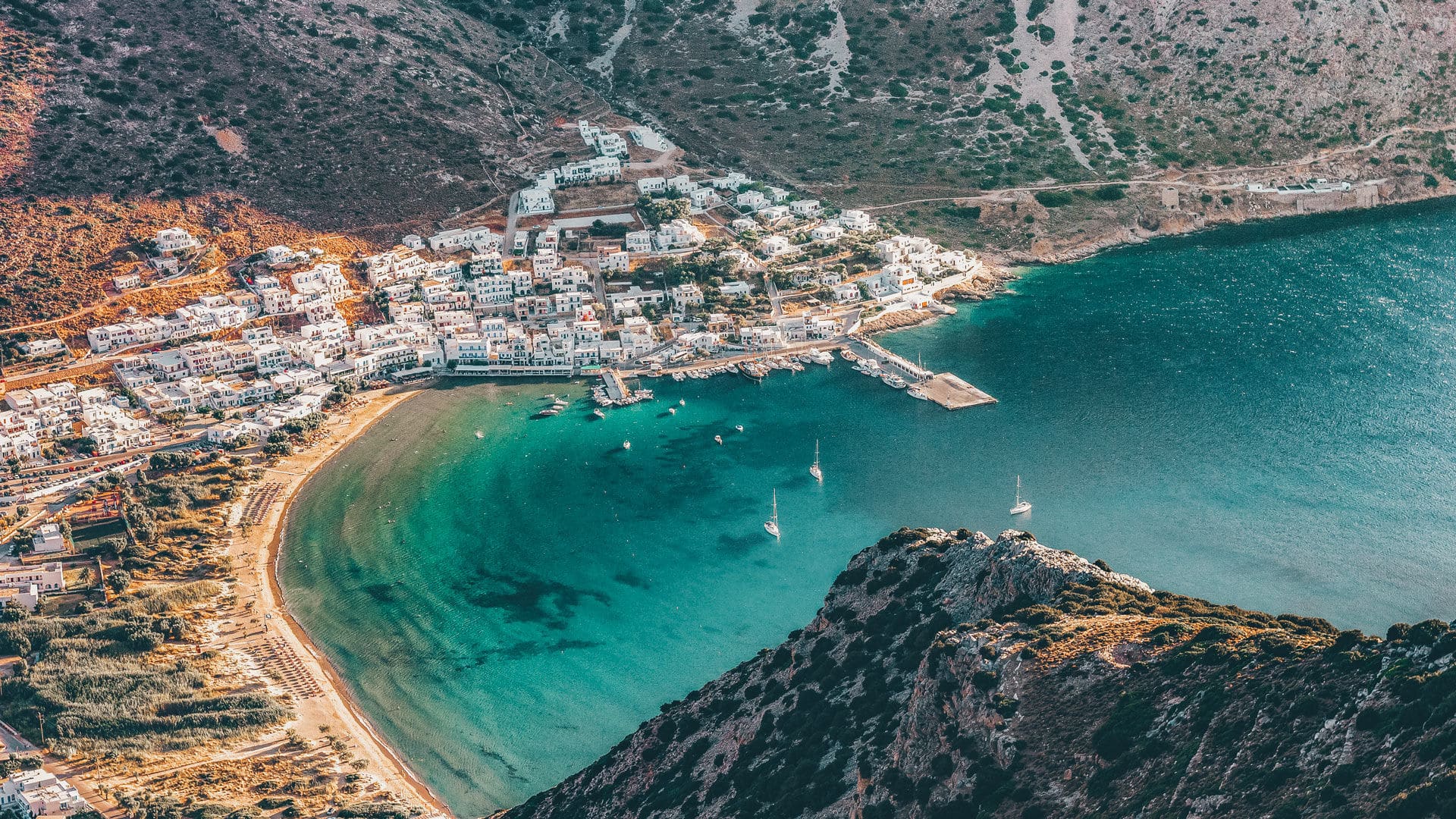 Εποχικοί: 18 Προσλήψεις στο Δήμο Σίφνου