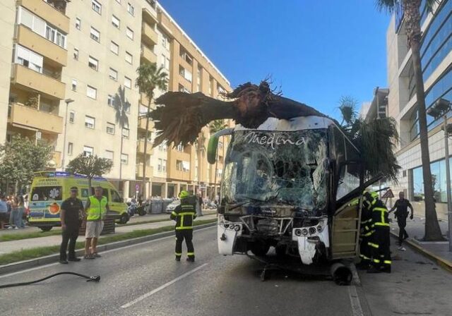ΣΟΚ στην Ισπανία: Λεωφορείο έπεσε πάνω σε περαστικούς