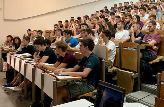 Πότε θα αρχίσει η διαγραφή των «αιώνιων» φοιτητών