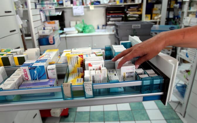 ΦΣΑ: Αυξήσεις σε 1.700 γενόσημα φάρμακα – Αντιδρούν οι ασφαλισμένοι