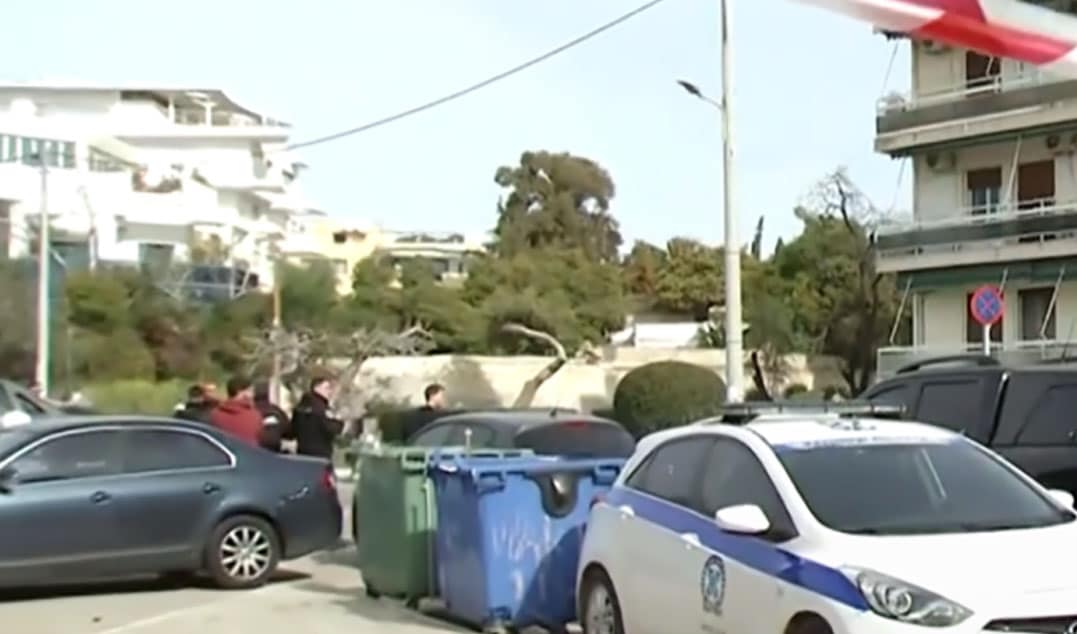 Τέσσερεις οι νεκροί στην ναυτιλιακή εταιρεία από την αιματηρή επίθεση στην Γλυφάδα