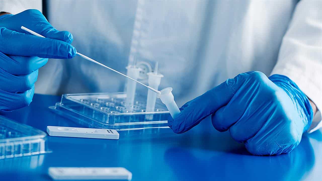 Νέο τεστ ούρων ανιχνεύει τον καρκίνο της κεφαλής και του τραχήλου