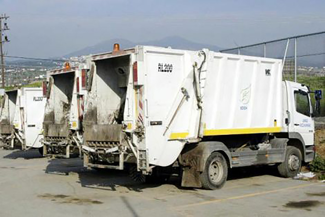 Ακινητοποιημένα 50 απορριμματοφόρα και  μηχανήματα έργου είχε ο πρώην δήμαρχος  Ηρακλείου