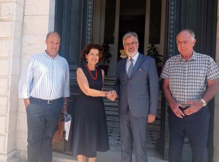 Συνάντηση του Δημάρχου Κέρκυρας με την Πρέσβη της Γαλλίας