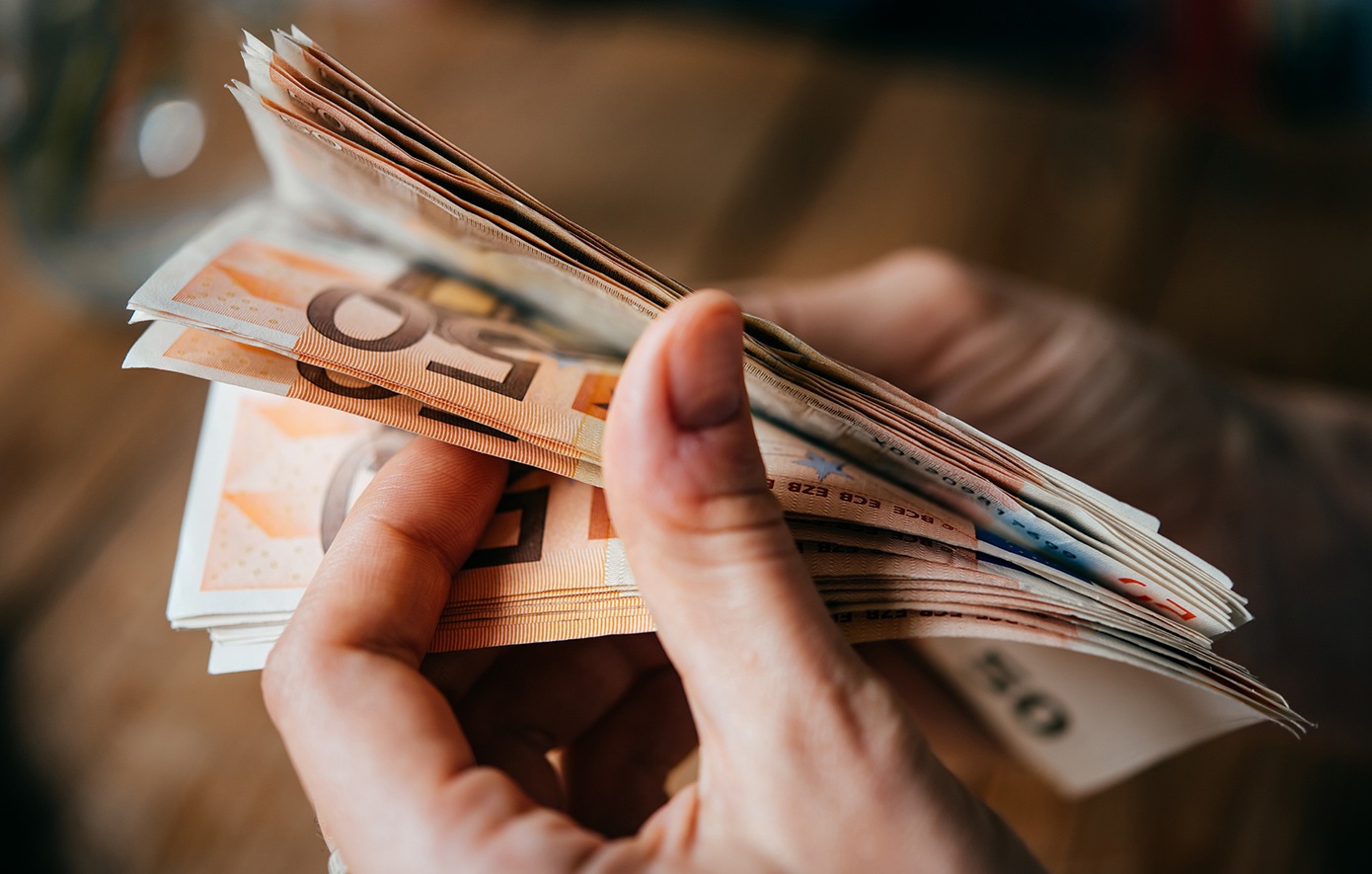 Σήμερα η κλήρωση φορολοταρίας: Ελέγξτε αν είστε ο τυχερός των 50.000 ευρώ