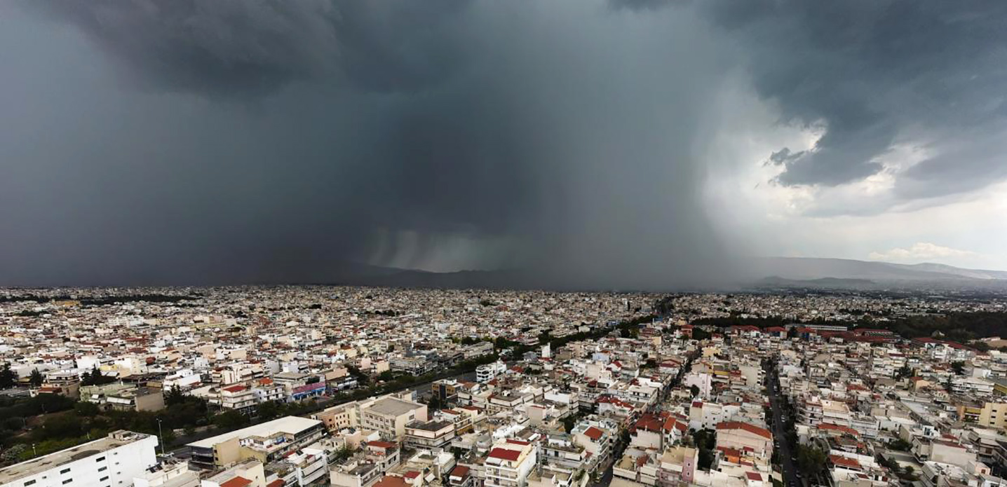 Καταιγίδα με  έντονα φαινόμενα σε Αττική και Εύβοια