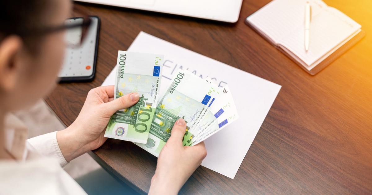 ΔΥΠΑ: Έξι προγράμματα κατάρτισης για 81.500 άτομα με επίδομα μέχρι 1.000 ευρώ 