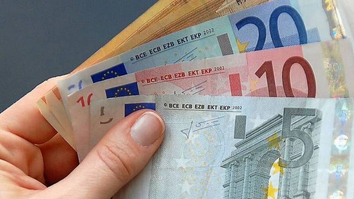 Μεταρρυθμίσεις επιδομάτων: Τι αλλάζει για ανεργία, εποχική εργασία και ΟΠΕΚΑ