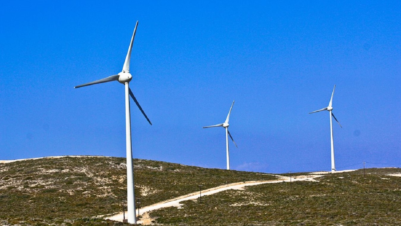 Πλήθος ενστάσεων κατά του αιολικού πάρκου στη Μάνη