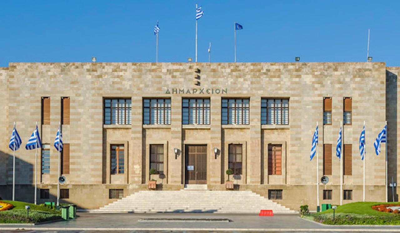 Μεταναστευτικό: Δήμαρχος Ρόδου κατά της κυβέρνησης