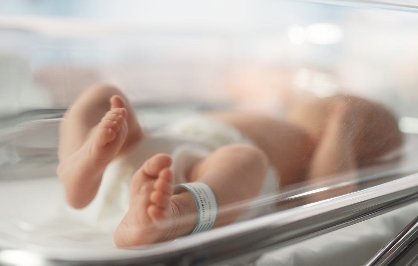 Έδωσαν γάλα με αλκοόλ σε οχτώ βρέφη στα Κατεχόμενα – Νεκρό ένα μωρό 20 μηνών