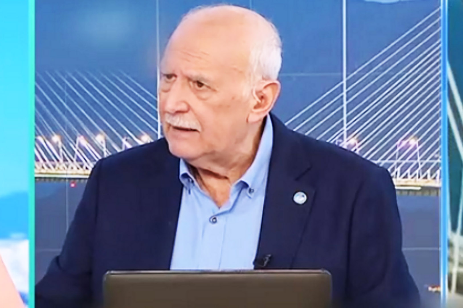 Γιώργος Παπαδάκης: “Αν έχετε αδελφική σχέση με τον Κασιδιάρη, να την χαιρόσαστε”