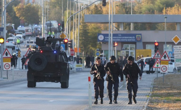 Τουρκία: 4 νεκροί και 14 τραυματίες από την επίθεση στην αεροδιαστημική βιομηχανία