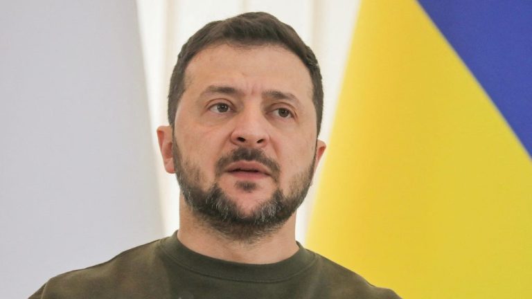 Ζελένσκι: «Ο κόσμος πρέπει να μάθει την αλήθεια για τον ρωσικό πύραυλο»