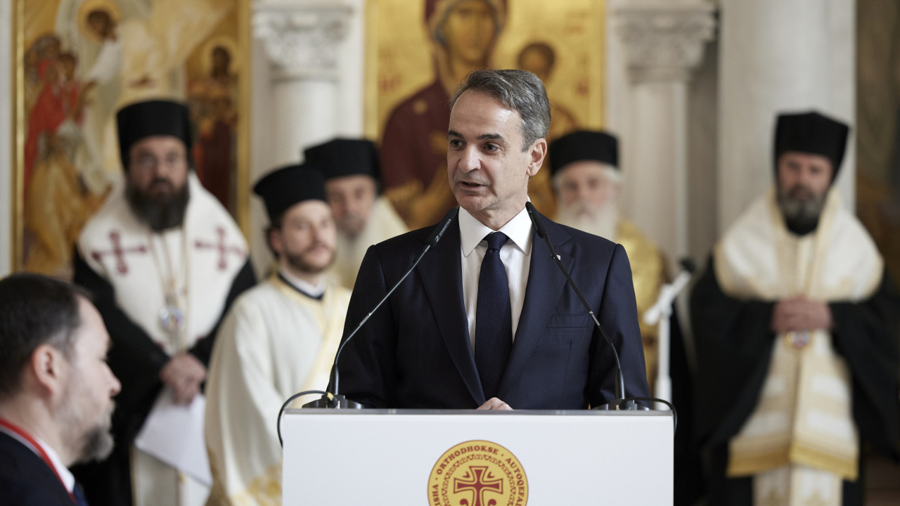 Μητσοτάκης για Αναστάσιο: Υπήρξε επί δεκαετίες φάρος αγάπης και προσφοράς