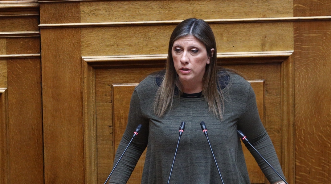 Κωνσταντοπούλου: Σε αυτή την ύστατη στιγμή που θα μπορούσατε να αναλάβετε ευθύνες
