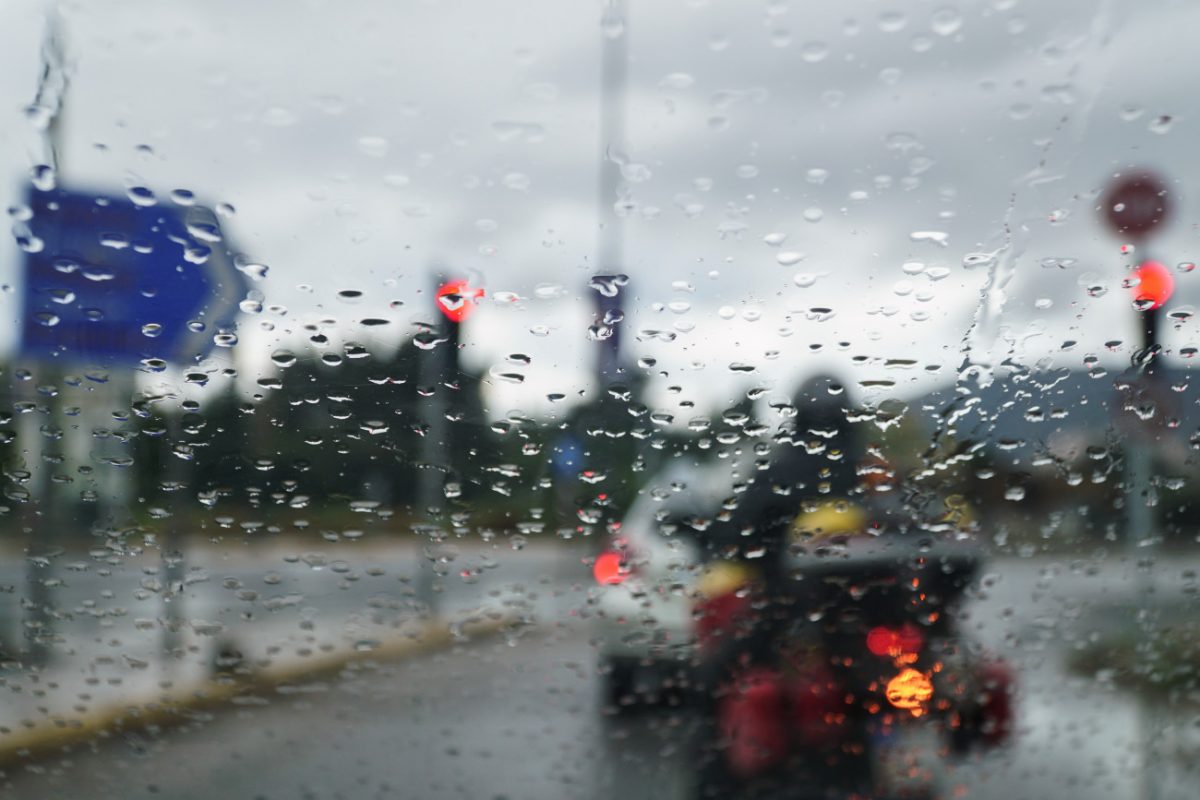 Βροχερός ο καιρός την Παρασκευή – Στους 19 βαθμούς η θερμοκρασία