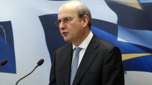 Χατζηδάκης: 7 παρεμβάσεις για προστασία της ελληνικής οικονομίας από τη διεθνή αστάθεια