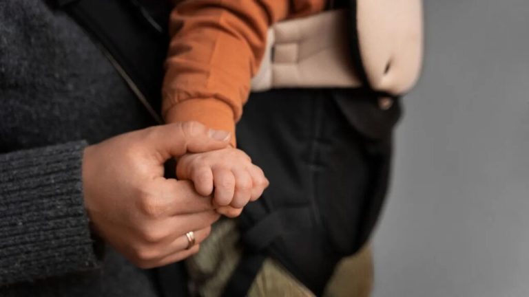 Επίδομα παιδιού Α21: Πότε καταβάλλεται η δεύτερη δόση