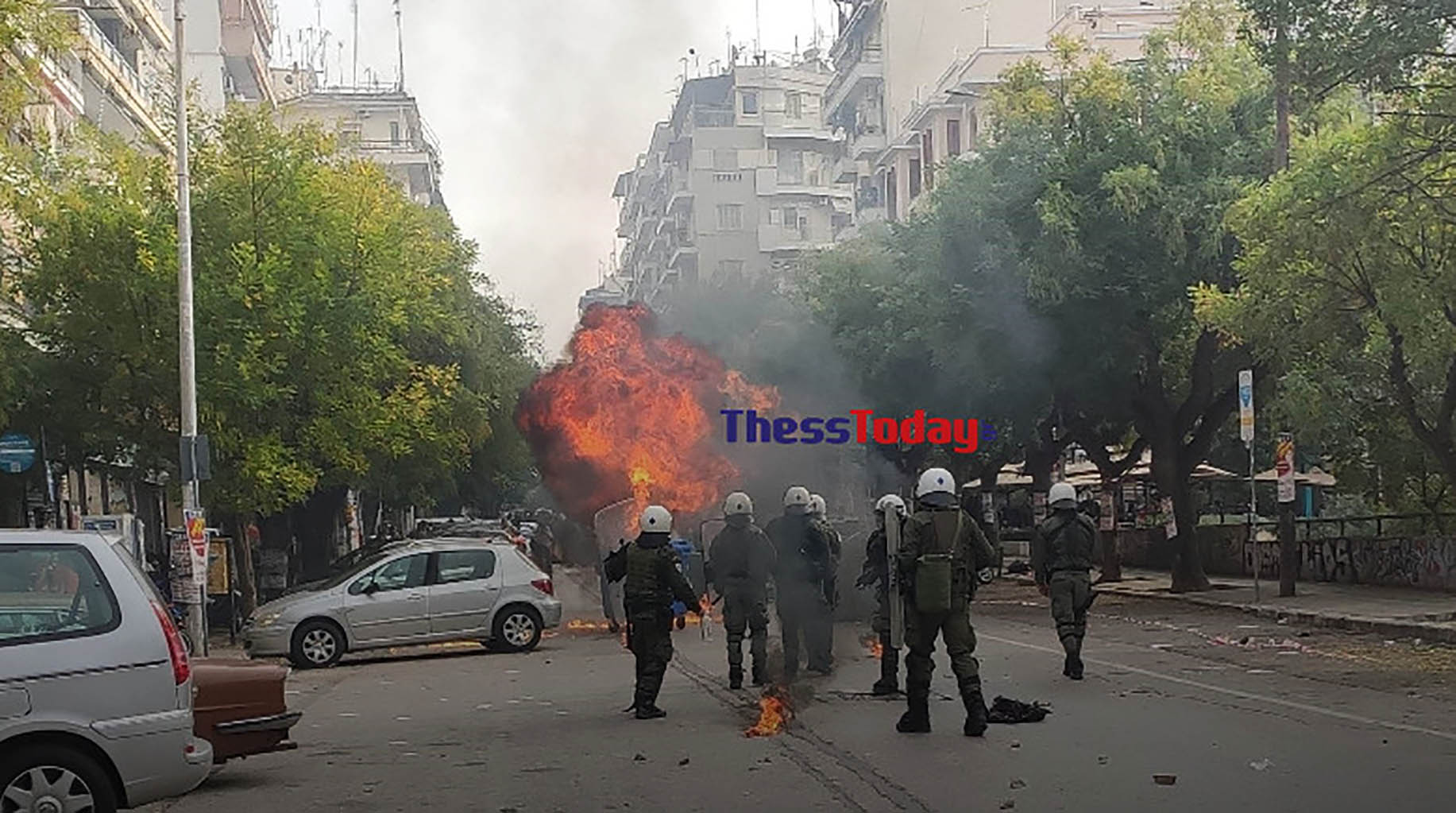 Επεισόδια στο Κέντρο της Θεσσαλονίκης σε διαμαρτυρία κατά της ακρίβειας σε σούπερ μάρκετ