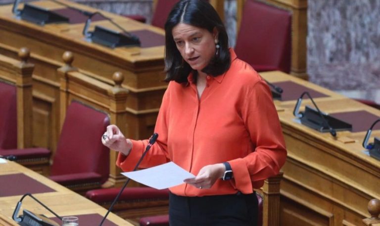 Κεραμέως: Η χώρα μας έχει πλέον χαμηλότερη ανεργία από τη Σουηδία, την Εσθονία, τη Φινλανδία και την Ισπανία