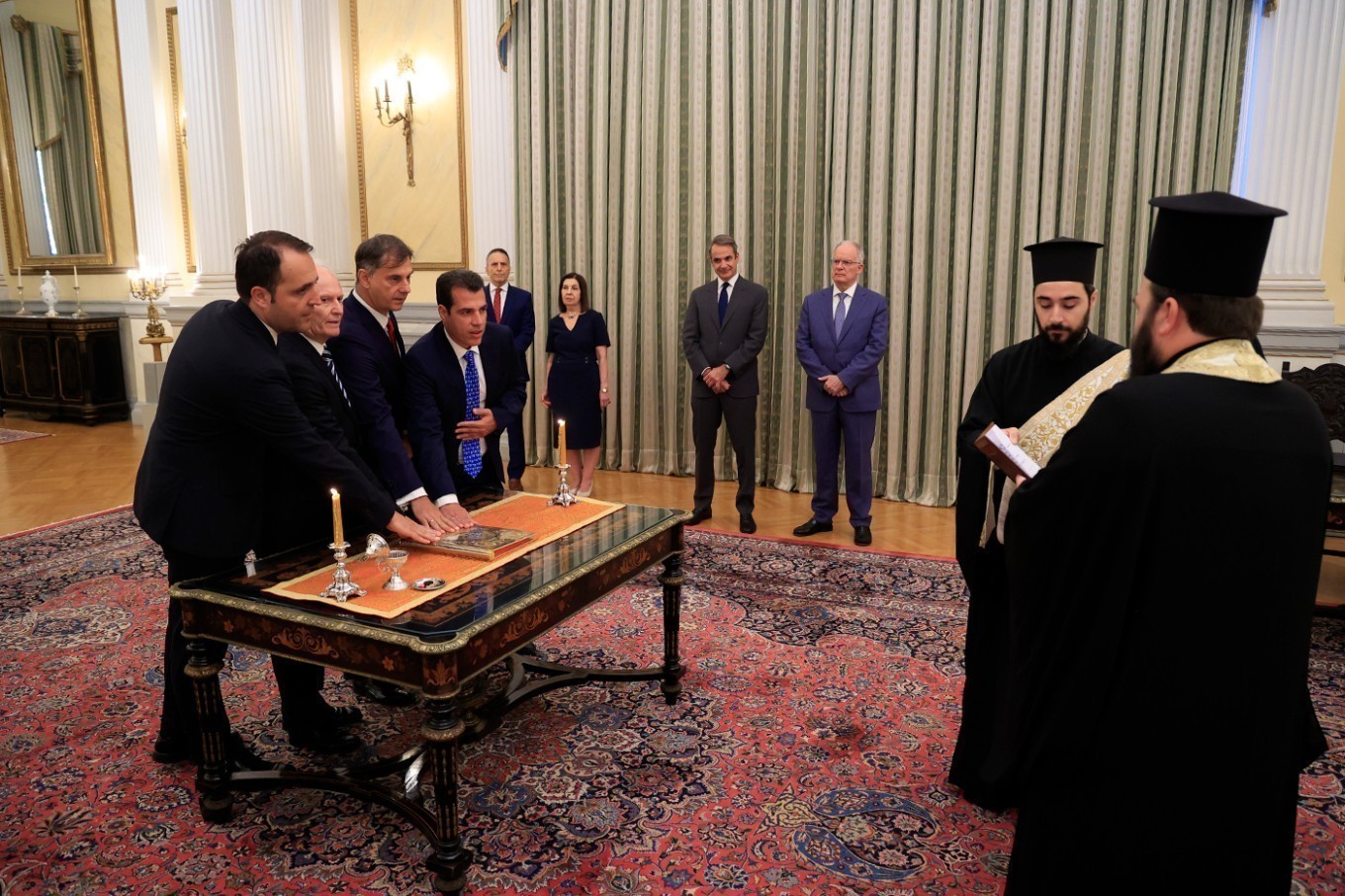 Ορκίστηκαν ο νέος υπουργός Μετανάστευσης, Θάνος Πλεύρης και τρεις υφυπουργοί 