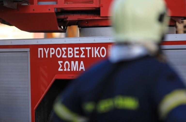 Γάλλος τουρίστας έβαλε φωτιά στο ενοικιαζόμενο αυτοκίνητό του στην Κρήτη
