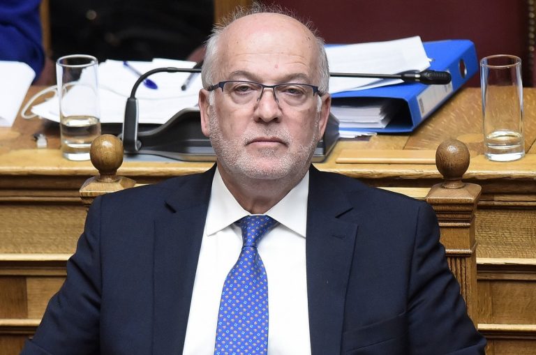 Σφοδρή αντιπαράθεση Φλωρίδη – Φάμελλου στη Βουλή: Υπονομεύετε τη σχέση με το Ισραήλ υπέρ της Τουρκίας
