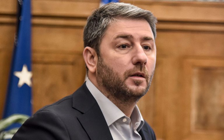 Ανδρουλάκης: Δεν αξίζει στον ελληνικό λαό ένας αδύναμος πρωθυπουργός