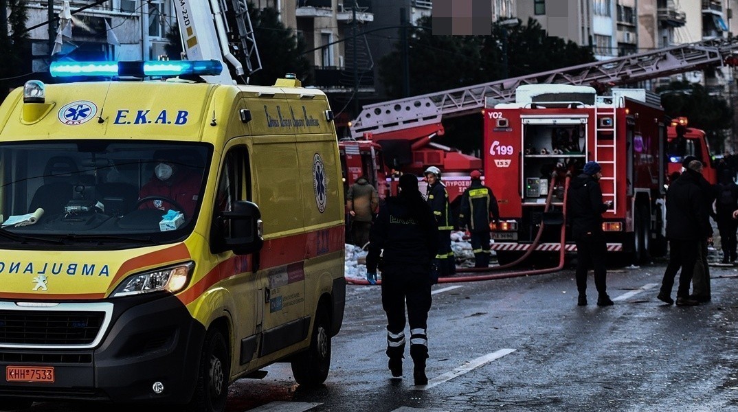 Έκρηξη σε ταβέρνα στο Μαρούσι – Δύο γυναίκες στο νοσοκομείο