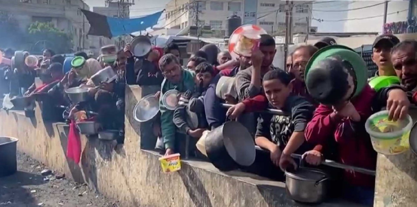 Ισραήλ: Ξεκινάει τις ρίψεις ανθρωπιστικής βοήθειας στη Γάζα