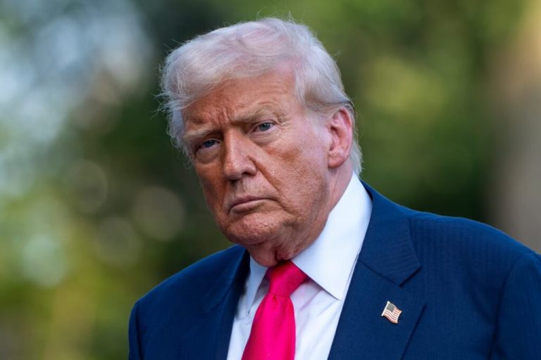 Ο Τραμπ θέλει συμφωνία για τον τερματισμό του πολέμου στην Ουκρανία μέχρι 8 Αυγούστου