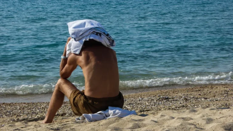 Καύσωνας: Η δυσκολότερη ημέρα με 44άρια σκόνη και μποφόρ