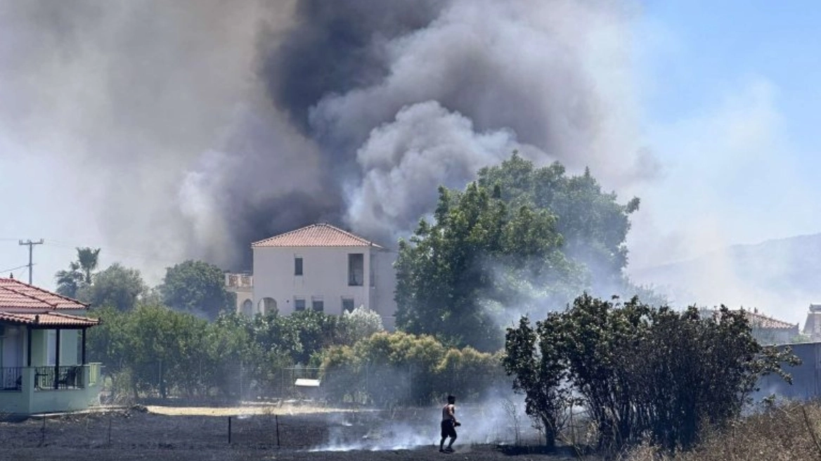 Φωτιά τώρα στη Λέσβο