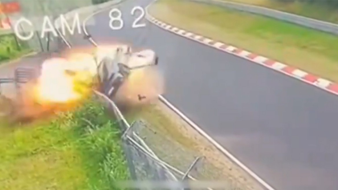 Εφιαλτικό ατύχημα στην πίστα του Nürburgring στη Γερμανία: Porsche συγκρούστηκε με BMW και πήραν φωτιά