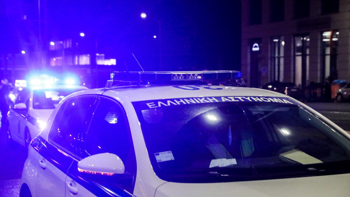 Θρίλερ στην Παλλήνη: Βρέθηκε σκελετός κρεμασμένος κάτω από γέφυρα