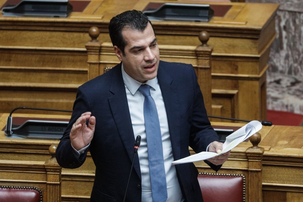 Σφοδρή αντιπαράθεση του Θ. Πλεύρη με τον Αλ. Καζαμία (Πλεύση) για το μεταναστευτικό στη Βουλή