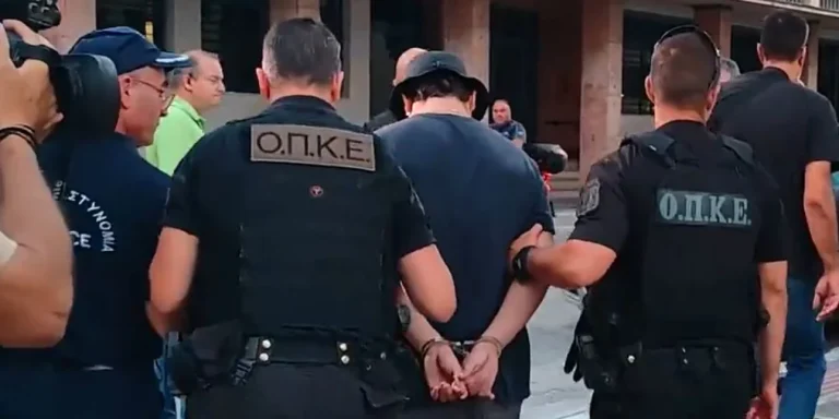 Σήμερα απολογείται ο 25χρονος για τον εμπρησμό στα Συχαινά