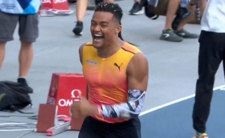 Καταπληκτικός ξανά ο Καραλής: Πέρασε πάλι τα 6 μέτρα και κατέκτησε τη δεύτερη θέση στο διεθνές μίτινγκ της Βουδαπέστης