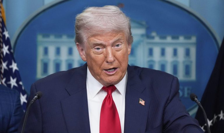 Ο Τραμπ θέλει να ζητήσει τη θανατική ποινή για κάθε φόνο στην Ουάσινγκτον