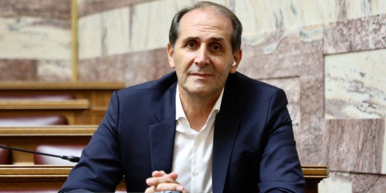 Τα συλλυπητήρια του πολιτικού κόσμου για τον θάνατο του Απόστολου Βεσυρόπουλου