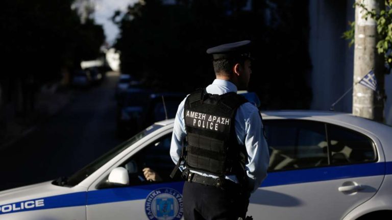 Οι διάλογοι που «έκαψαν» τον πρώην αστυνομικό- TikToker: «Σε μια δουλεία βγάζω 10.000 το μήνα»