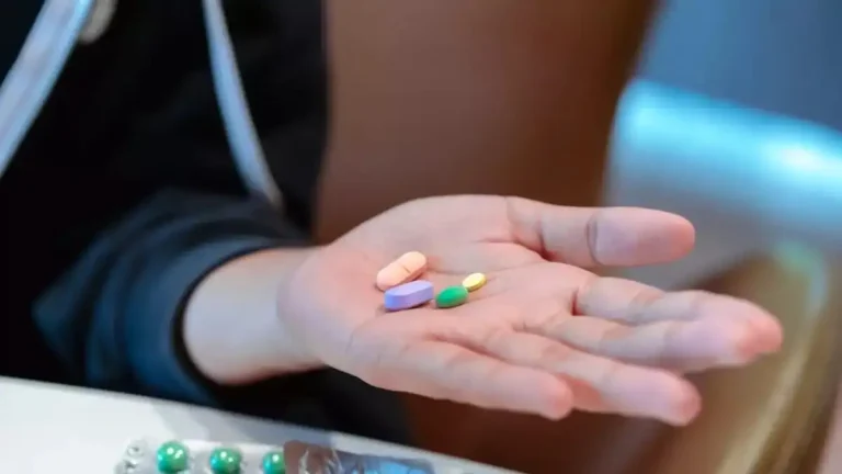 Ο ΕΟΦ ανακαλεί δύο συμπληρώματα διατροφής